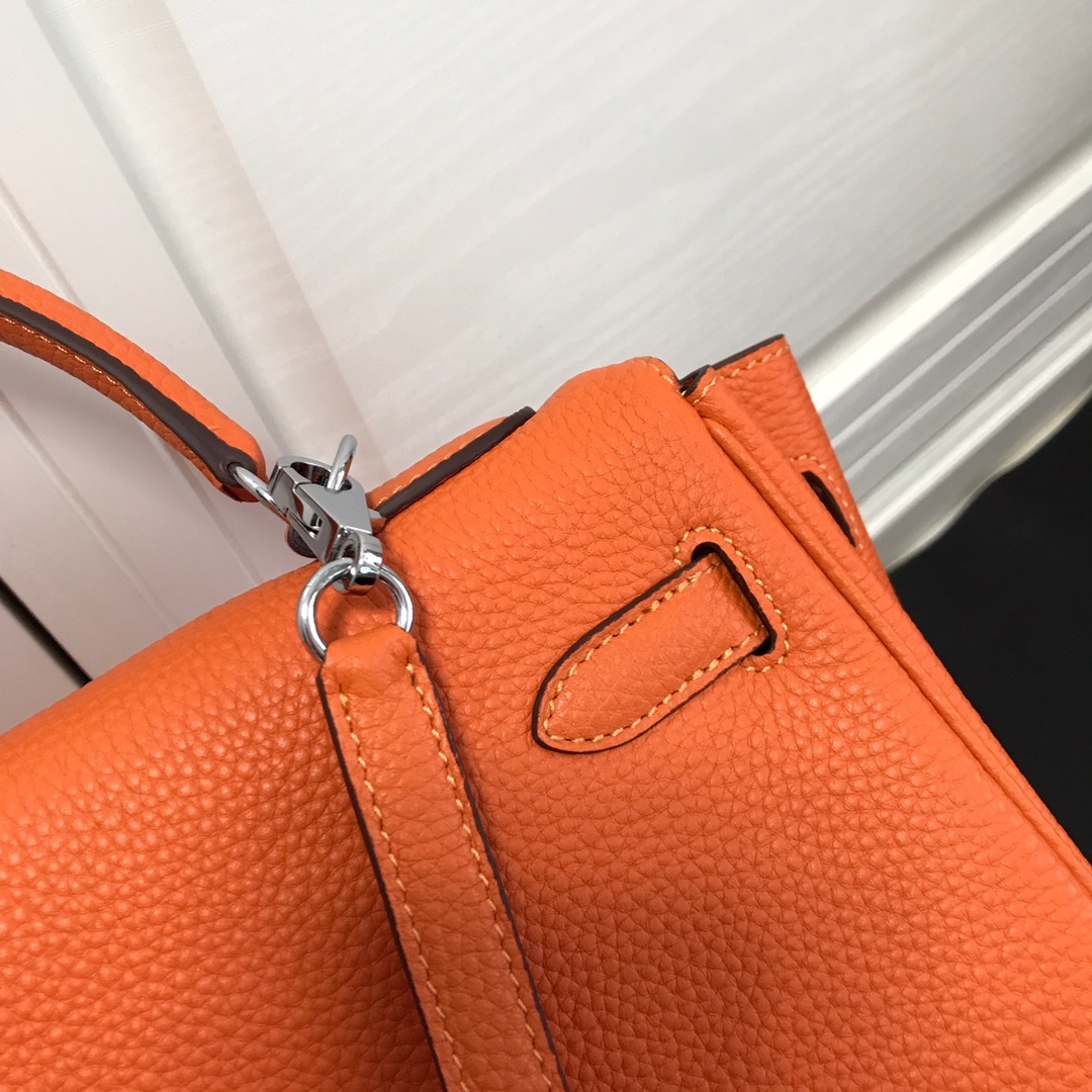 Hermes Kelly 32cm Handbag Shoulder Bag in Orange Togo Leather